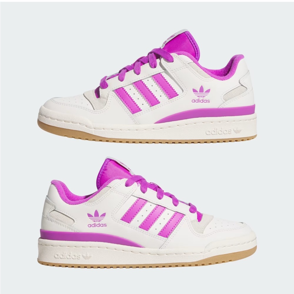 NWT adidas originals women’s forum White & Bright Purple Low-Top Sneakers 8.5.
